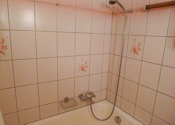 Apartament Les Seracs 1 By Interhome *