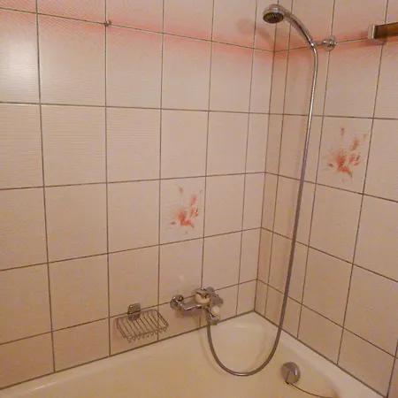 Appartamento Les Seracs 1 By Interhome *